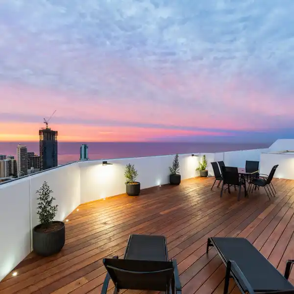 IMPECCABLY RENOVATED HALF-FLOOR PENTHOUSE