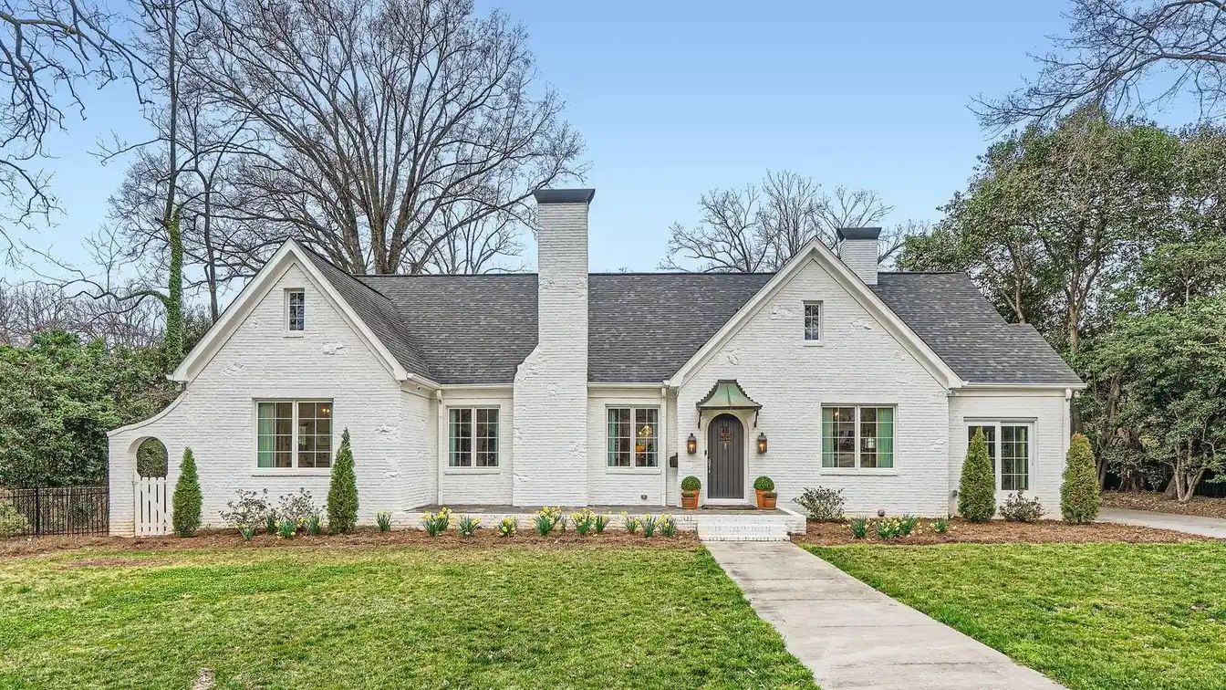 Beautiful Light-filled Foxcroft Home
