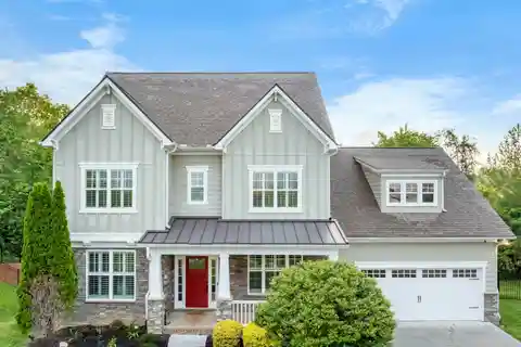 Luxurious Sanctuary in Farragut