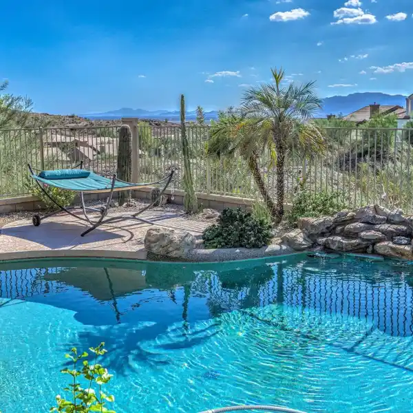 PEACE AND RELAXATION IN THIS FOOTHILLS HOME