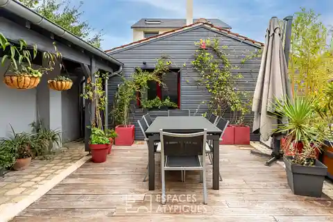 Architect-Designed Loft with Studio