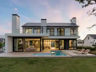 Perfectly Positioned Lake House in Val De Vie Estate