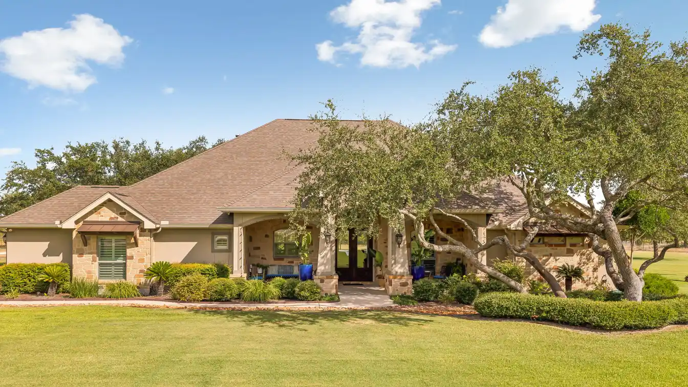 Rare Five-acre Paradise