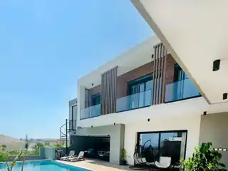 Breathtaking Villa in Germasogeia Panioti