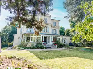 Period Charm Meets Pristine Modern Comfort