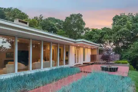 Mid-Century Modern Work of Art