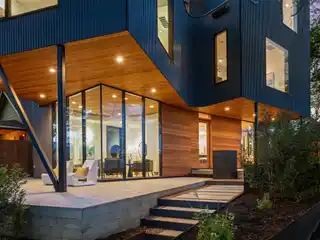 Sophisticated New Construction