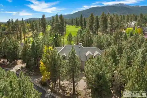 Breathtaking Fairway Views in Montreux