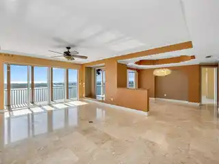 Spacious High-floor Residence in Estancia with Uninterrupted Views