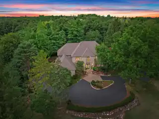 Exclusive Secluded Bloomfield Hills Estate
