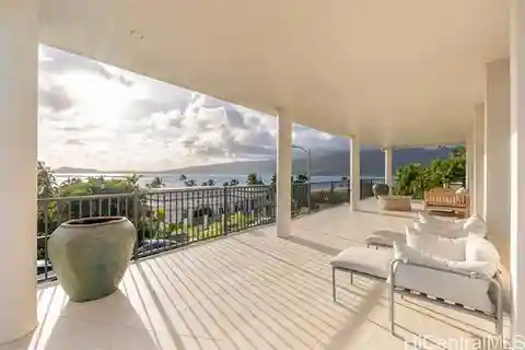 Landmark Koko Kai Residence with Breathtaking Views