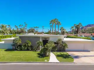 Private Desert Sanctuary with Stunning Mountain Vistas