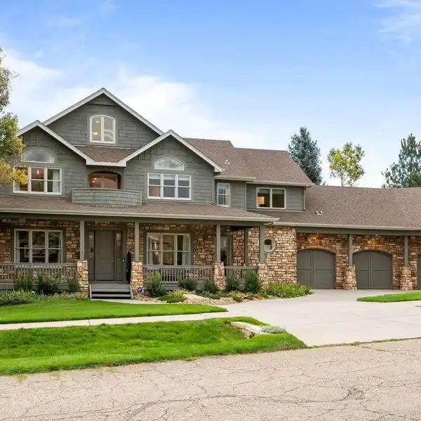 EXCEPTIONAL LUXURY RESIDENCE IN THE HEART OF NIWOT