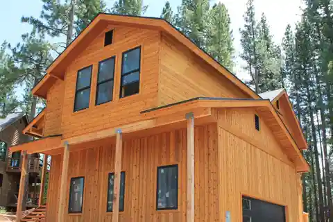 Mountain Serenity Meets Contemporary Comfort