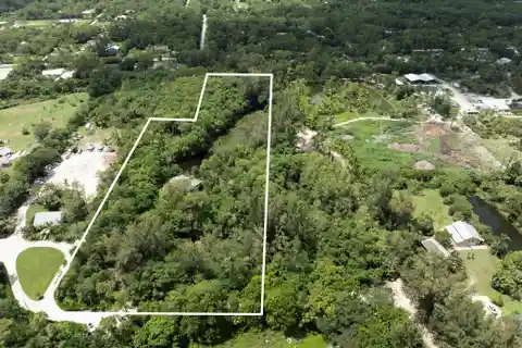 Exceptional Agricultural Residential Property