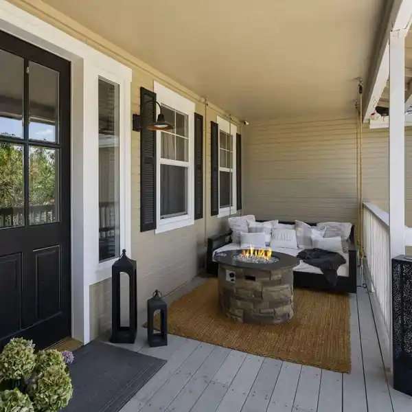 LUXURY AND COMFORT IN WINGFIELD SPRINGS