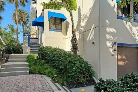 Fairway Bay's Finest Remodeled Corner Unit