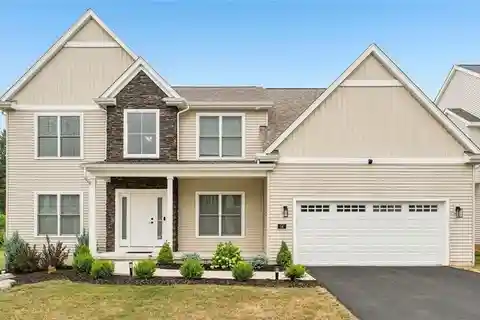 Spacious and Sophisticated Home in Prime Location