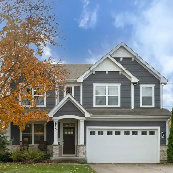 TIMELESS LUXURY WITH DESIGNER FINISHES AND MODERN FLAIR