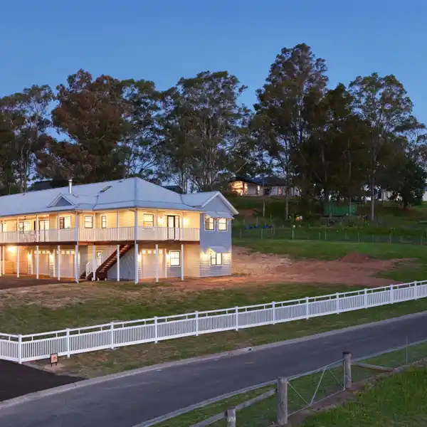BRAND-NEW HAMPTON STYLE HOME