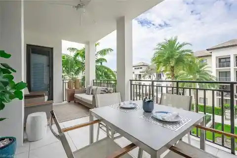 Magnificent Designer Coastal Retreat