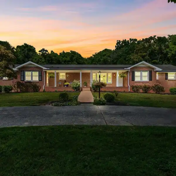 BEAUTIFULLY UPDATED RANCH-STYLE HOME ON OVER EIGHT ACRES