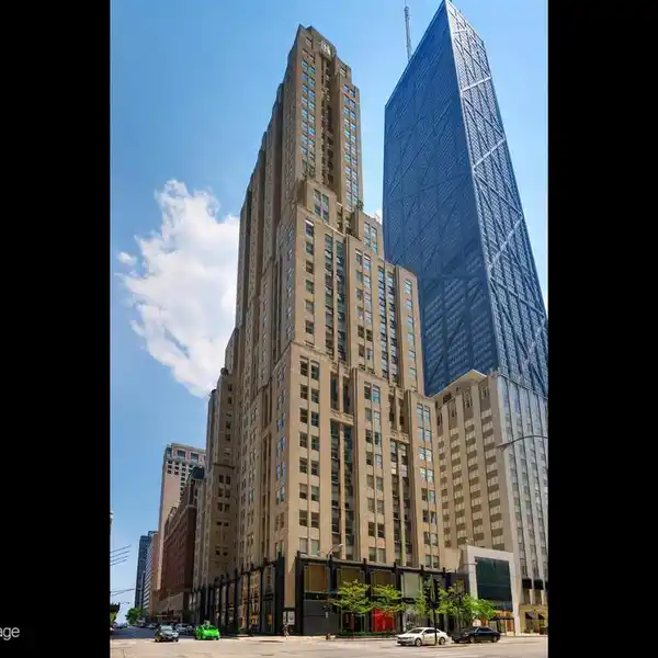 ONE-OF-A-KIND HALF-FLOOR HOME AT THE ICONIC PALMOLIVE