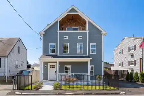 Modern Smart Home with Stunning Coastal Charm
