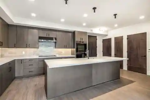 Wonderful Home at the Base of Mount Royal