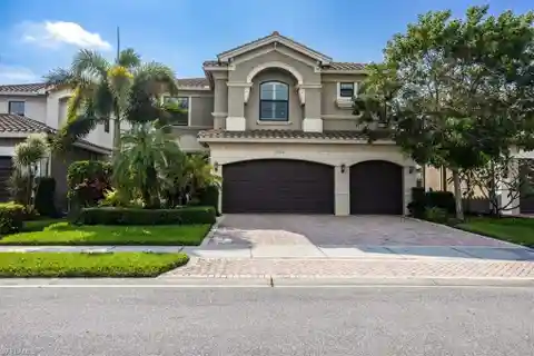Charming Six Bedroom Home in Marbella Isles