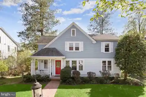 Versatile Tri-level Home with Updated Kitchen