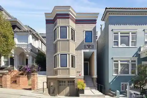 Newly Renovated Residence Behind a Victorian Facade