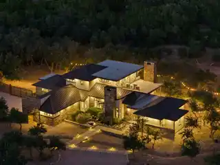 Rare Lavish Estate in Prestigious Location