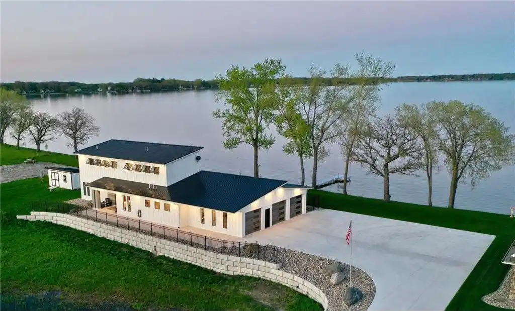 Custom-built Coastal-modern