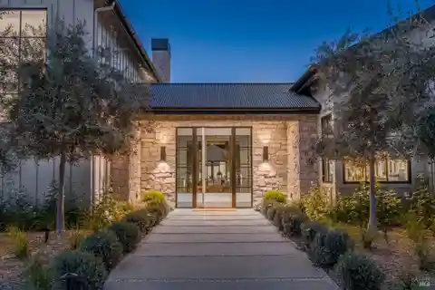 New Home Blending Contemporary Sophistication with Timeless Elegance