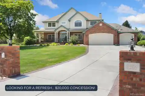 Country Charmer at the End of a Cul-De-Sac