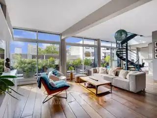Light-Filled Duplex Apartment
