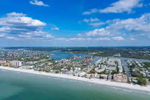 Vaulted Ceilings and Luxury Furnishings Throughout Units