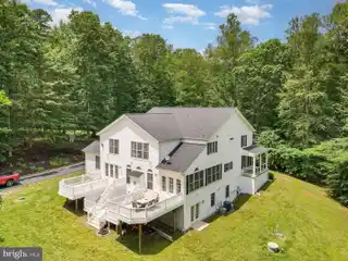 11.4-Acre Peaceful Retreat