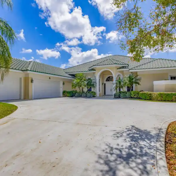 OPEN CONCEPT SINGLE-STORY HOME