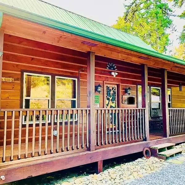 CHARMING MOUNTAIN RETREAT