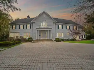 Grand and Timeless Colonial