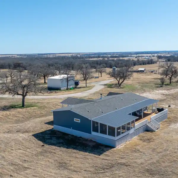 IMPRESSIVE 161-PLUS-ACRE PROPERTY