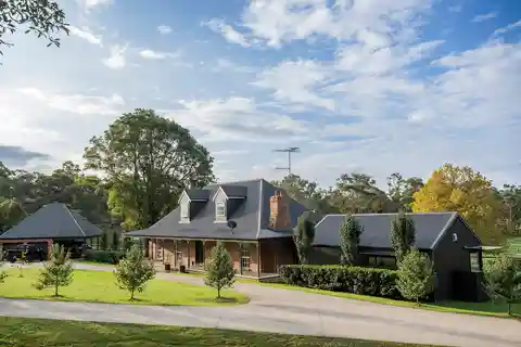 Private 17.4-acre Property