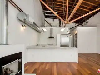 Chic Warehouse Loft with Balcony Near Beach