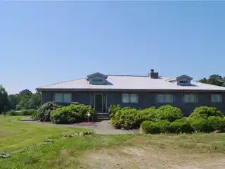 Eco-Farm Sanctuary Just Minutes from Town
