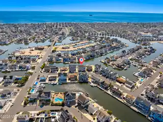 Lagoon-Front Home in Desirable Chadwick Beach