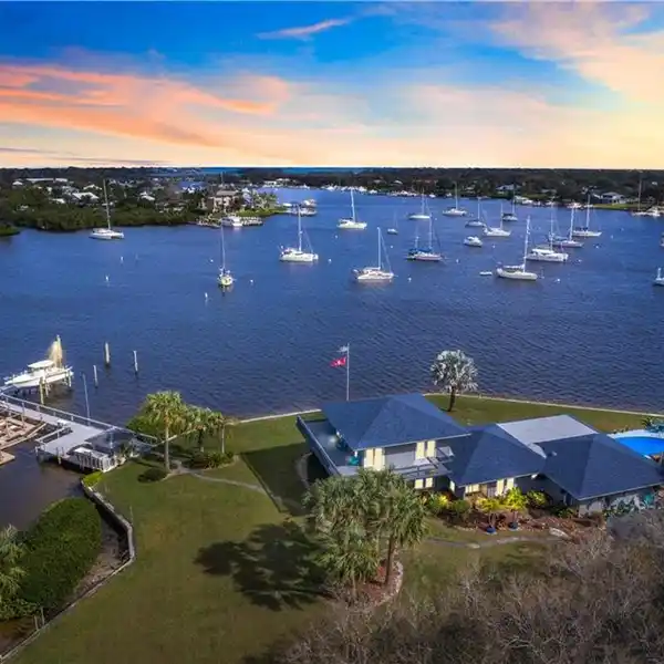 PRIVATE DEEPWATER HAVEN