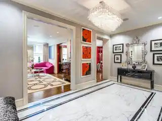 Renovated Park Avenue Home in a Convenient Location