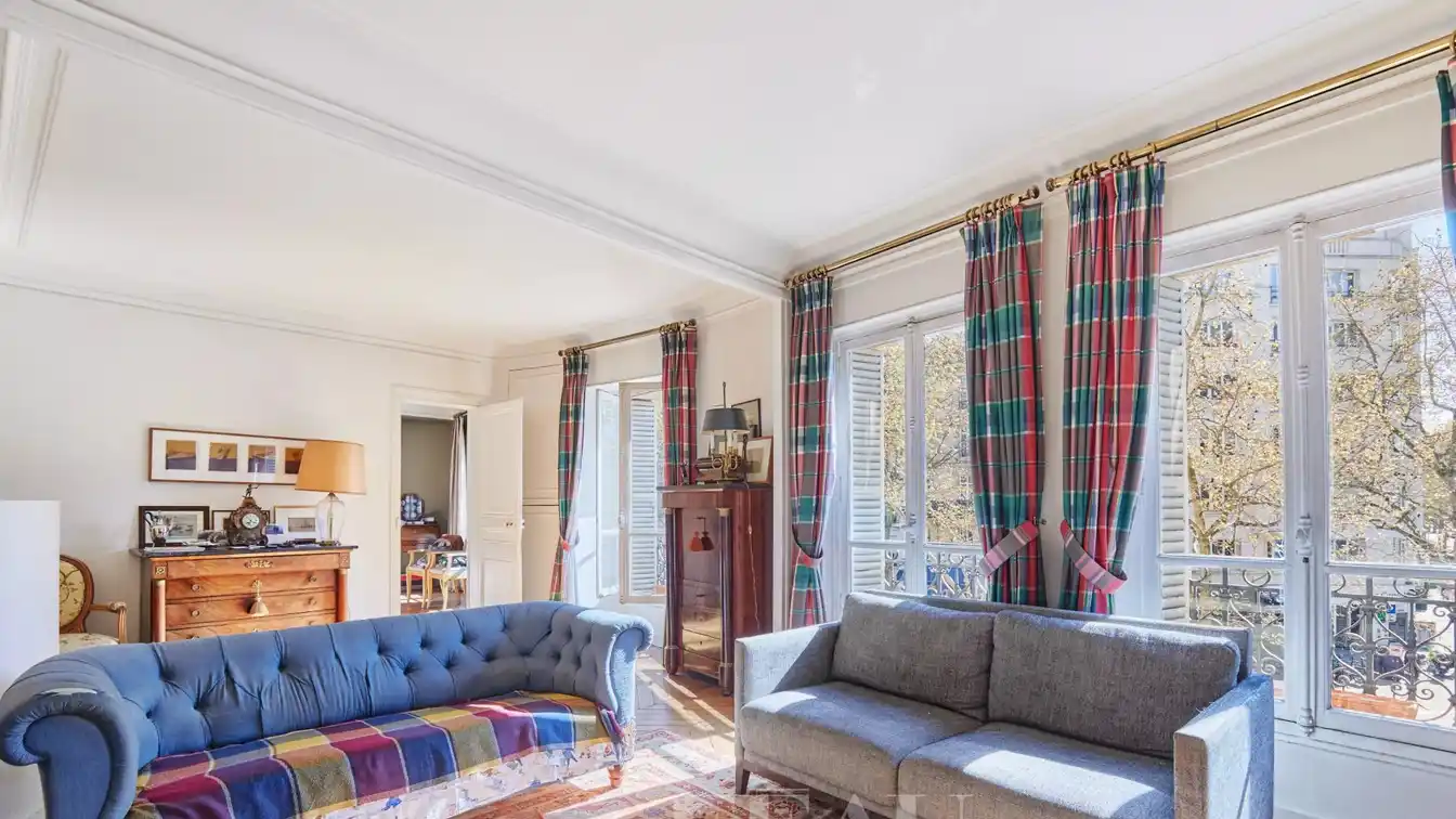 Sunny Split-level Apartment